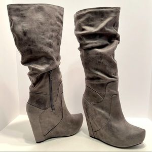 Jessica Simpson Women’s Nya Knee-High Wedge Boot Grey Suede Size 8M